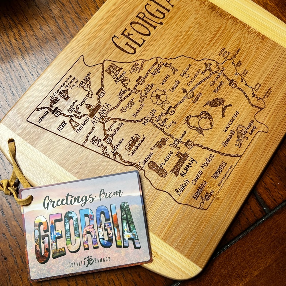 New with Tags A Slice Of Life Georgia Bamboo Laser-Edge Cutting & Serving Board